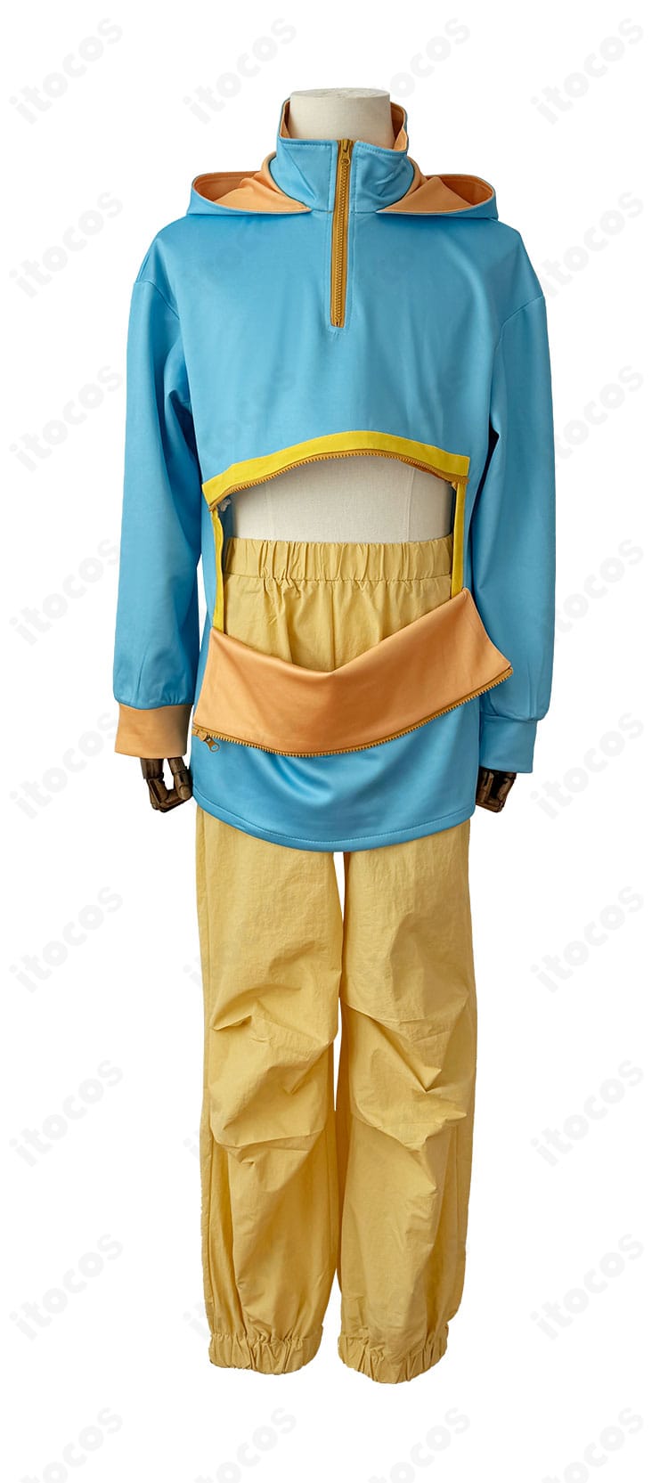 仮面ライダーガヴ ショウマのコスプレ衣装 インナー正面ディテール。パーカーのフロントと素材感、縫製の丁寧さが分かるアップ。