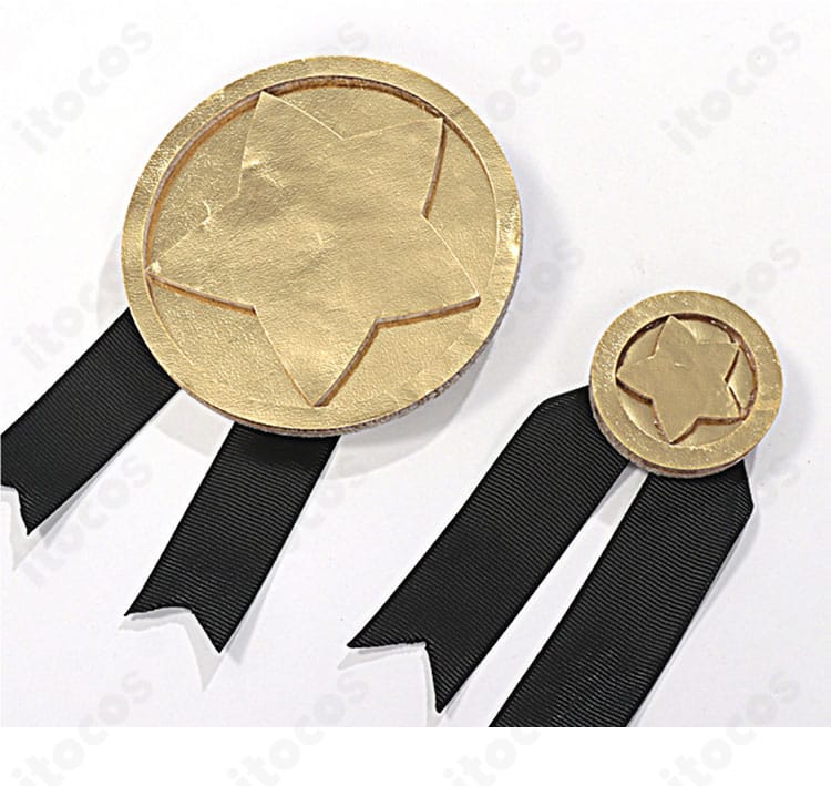 胸章ディテール再掲。立体的なエンブレムと表面処理、色の発色を強調した拡大画像。