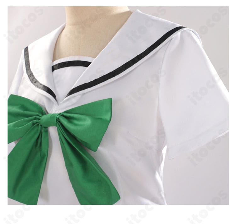 木之本桜 私服コスプレ 肩袖の刺繍ディテール接写。精密なステッチと装飾の質感が分かる。