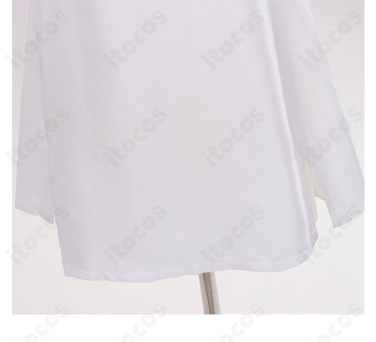 木之本桜 私服コスプレ スカート装飾の接写。流れるラインとヘムの意匠が際立つ。