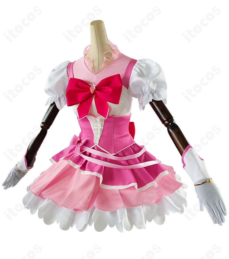 キュアミラクル衣装の側面アングル。フリルの段構成と配色、刺繍モチーフの質感を示す画像