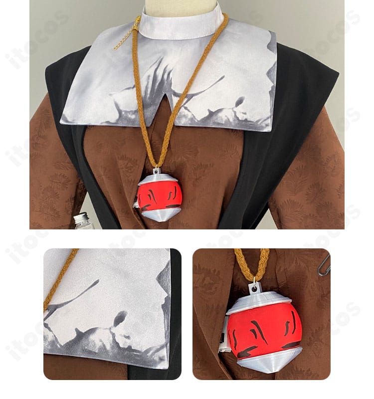 襟元のネックアクセと披肩風ディテールのアップ