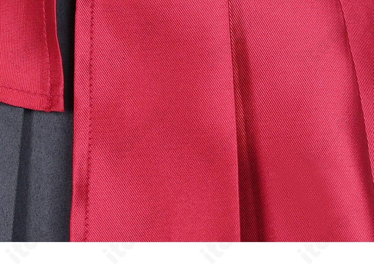 ボトムスの縫製ディテール。ラインがきれいに見える設計