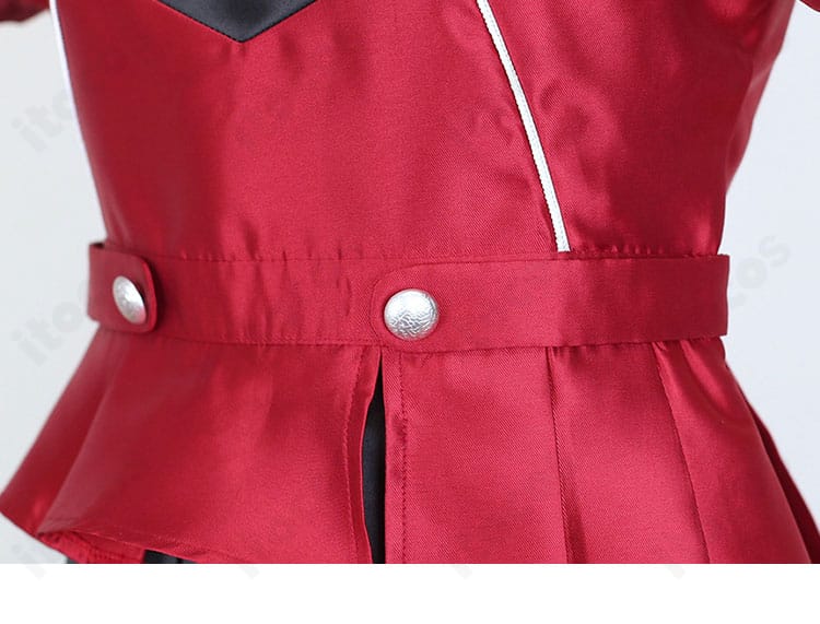 ウエスト周りの装飾とコルセットベルトのディテール