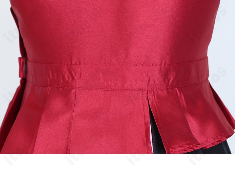 背面ウエスト周りのディテール。シルエットを整える構成