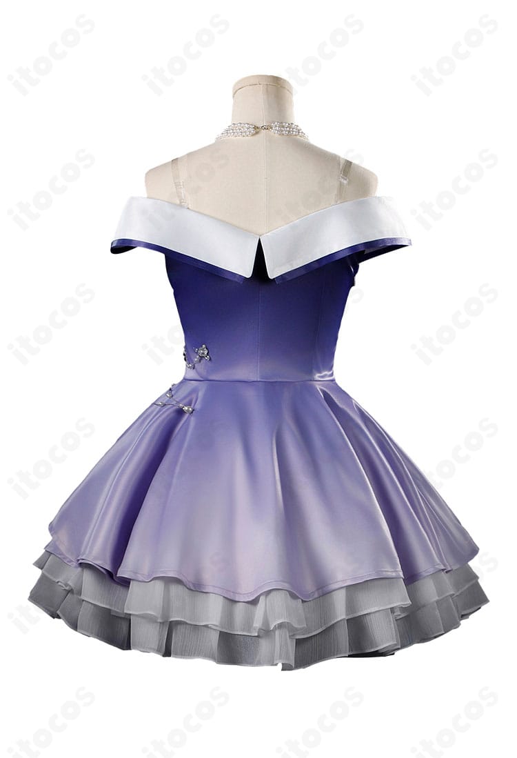 恋と深空 主人公「想い重なる時・巡る銀河」衣装の背面。背飾りとリボンのバランス、後ろ姿のシルエットを詳細に確認できる画像