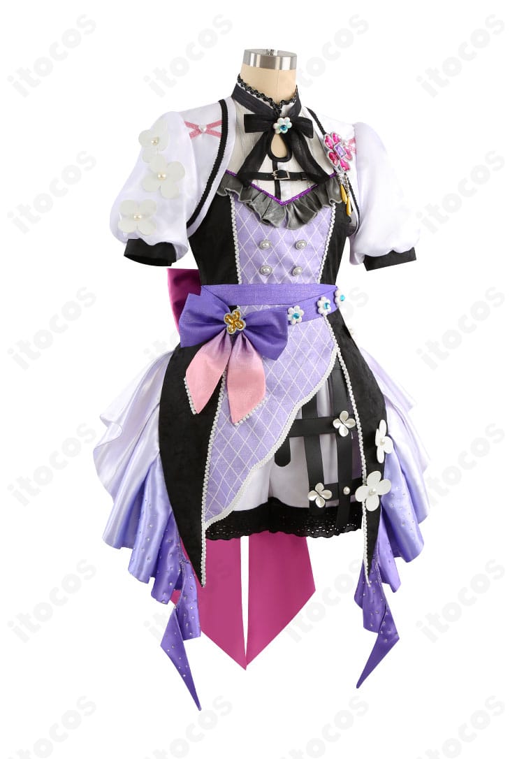 花群冬芽 アメジストドリーム コスプレ衣装の側面全体図。スカートの広がりとベルト位置、シルエットの見え方を確認。