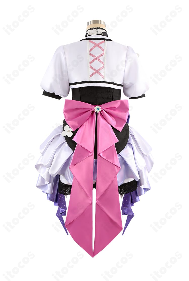 花群冬芽 アメジストドリーム衣装の背面全体図。背部の蝶結びリボンや背面ラインの再現度を示す画像。