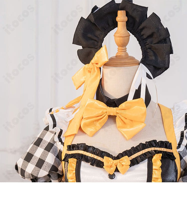 勝利の女神:NIKKE モダニア コスプレ衣装の蝶結び装飾ディテール。ハリのあるリボンで可愛らしさを強調。