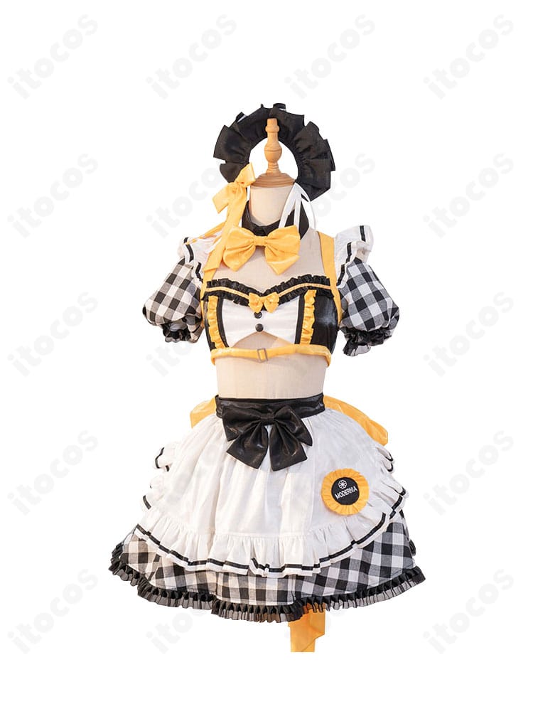 勝利の女神:NIKKE モダニア GALLERYコラボカフェ店員コスプレ衣装の正面全体。襟元とエプロンのディテールが分かる高再現デザイン。