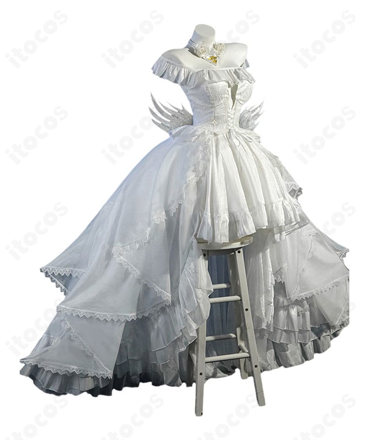 アズールレーン ジェーナス コスプレ衣装の側面図。袖やスカートのライン、装飾の立体感を詳細に表示。