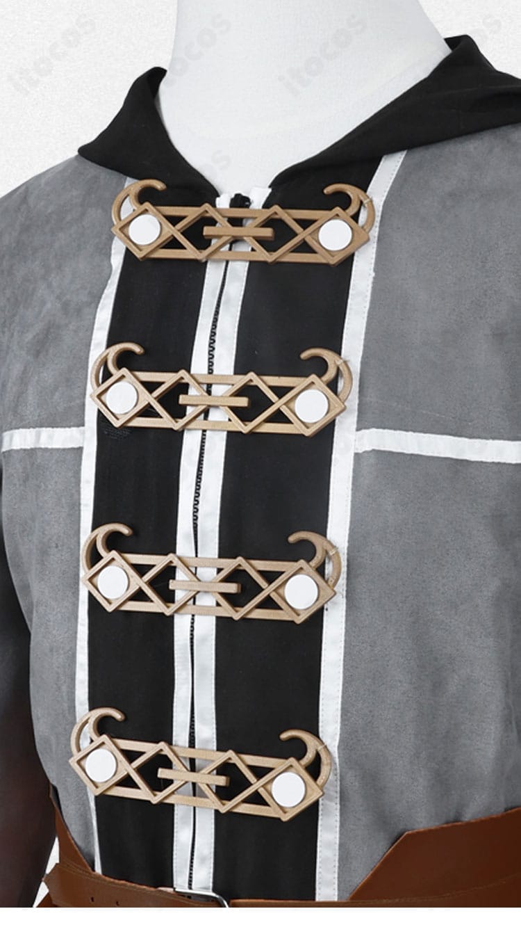 ITOCOS 無職転生 ルーデウス・グレイラット ローブ 襟元ディテール。着用時のフィット感と再現度を示す近接カット