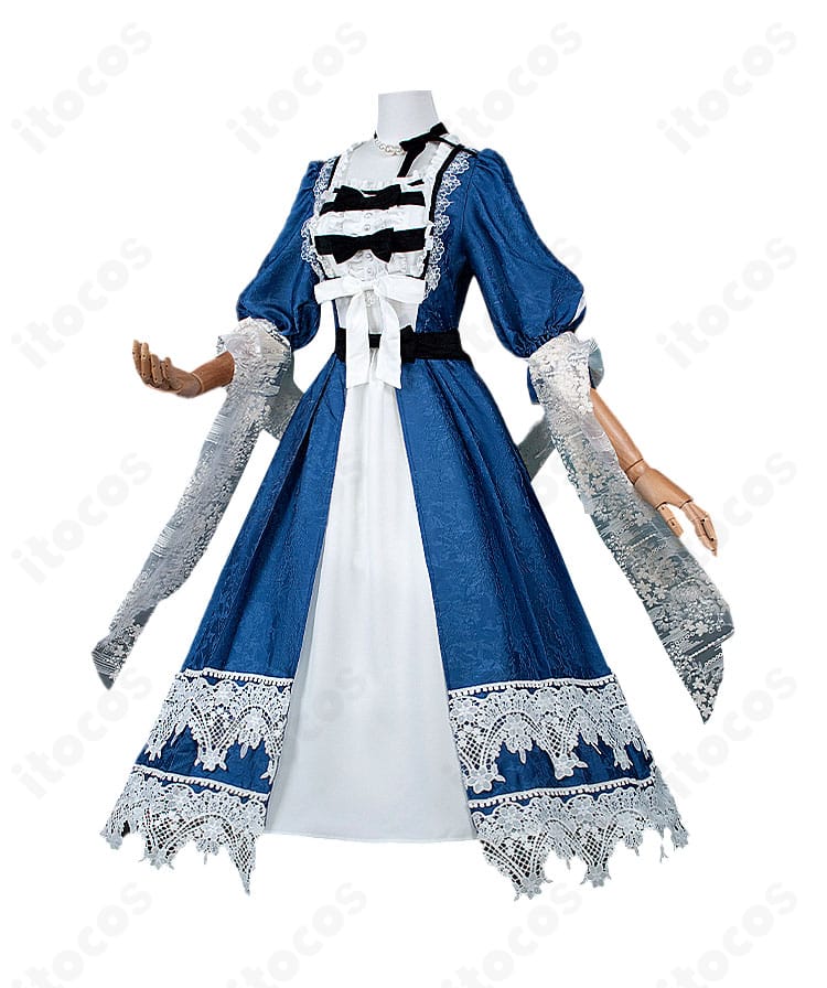 アタナシア 通常服コスプレ 左側アングル。横からのラインとストールの落ち感、腰飾りの位置関係を確認。