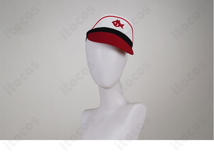 トップスのラインと肩周りのシルエットを強調した写真