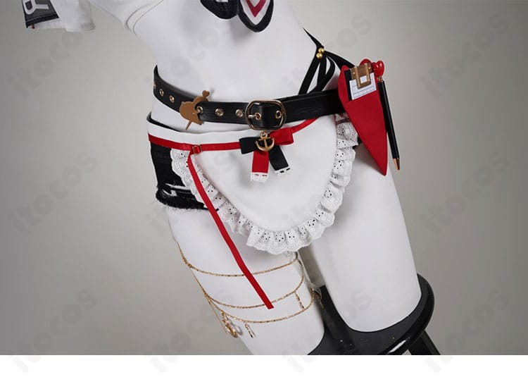 エプロンの縁取りとステッチ感にフォーカスした写真