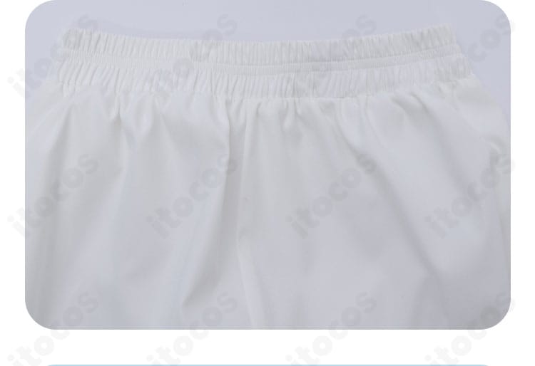 ズボン腰部分の装飾アップ。ウエストの切替と意匠パーツでキャラクターらしさを強調