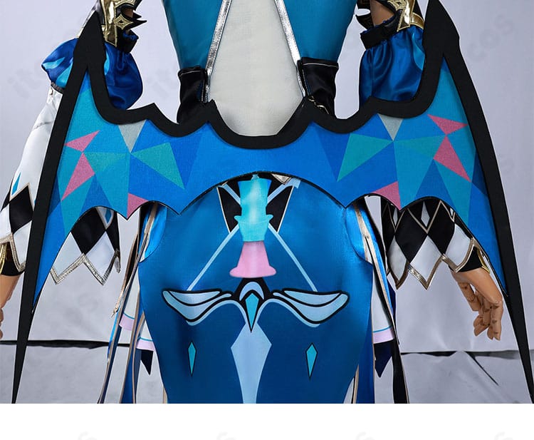 ケリュドラ コスプレ衣装の背飾りパーツ・ディテール。立体構成で奥行きとボリュームを演出。