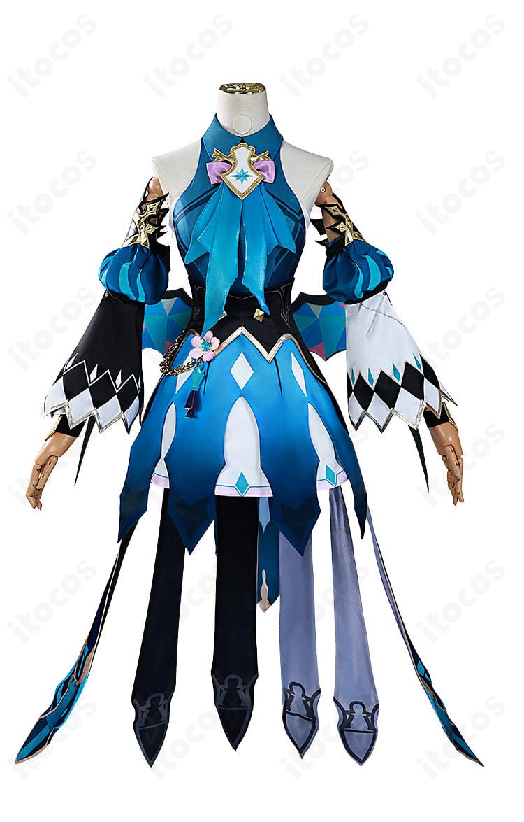 ケリュドラ コスプレ衣装の正面全体図。コルセットベルトと左右非対称の袖でシルエットと意匠を忠実に再現。