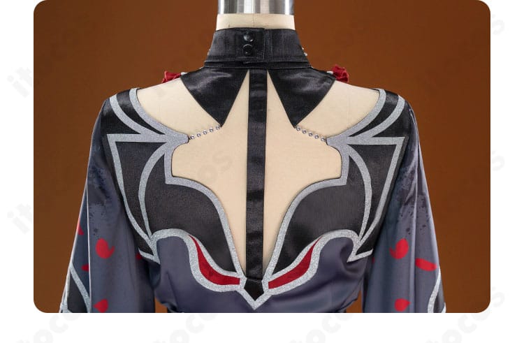 鏡音レン「とびきりのハートをキミに」衣装の背面蝶結び装飾。存在感のあるリボンの形状を強調。