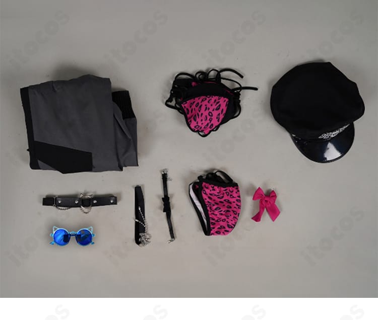 ラオーラ・パンテーラ 水着コスプレ衣装のフルセット内容（コート・ビキニ・小物一式の並び）