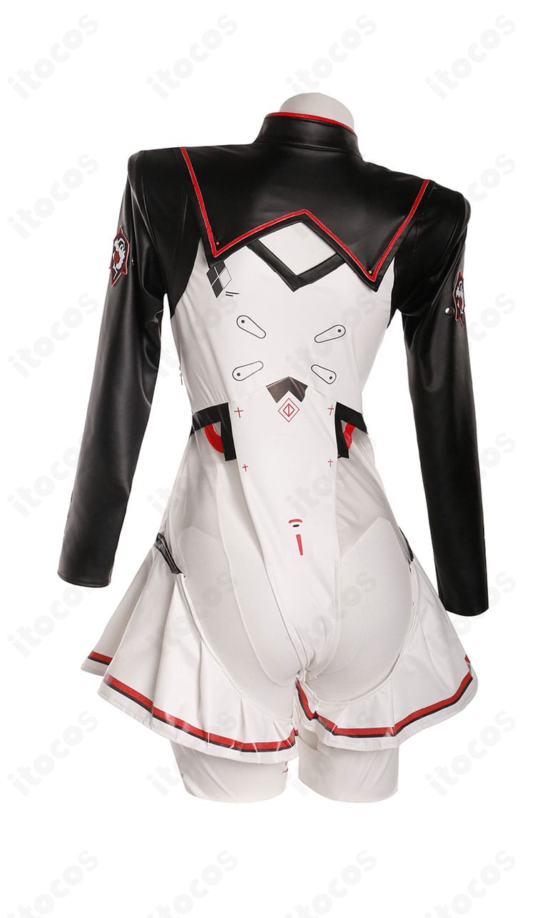 クルカイ スピードスター コスプレ衣装の背面全体図。背面ファスナー位置とタイトなシルエットを確認