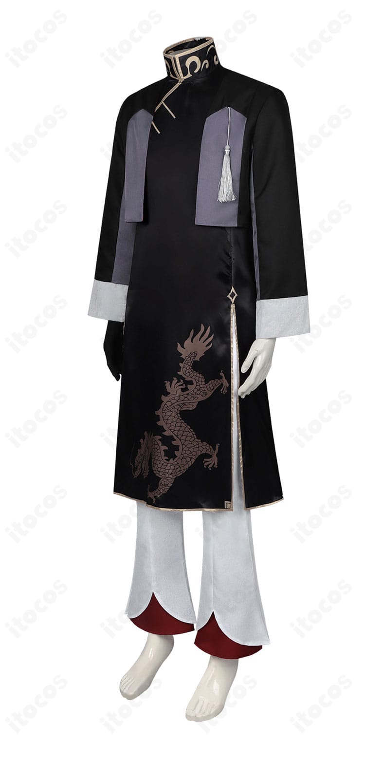 右側ディテールの近接画像。袖の縁取りと流蘇の立体感、側面のラインが確認できる一枚。