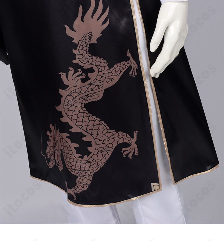 龍紋ディテールの近接画像。力強いモチーフと高級感のある刺繍で存在感を強調。