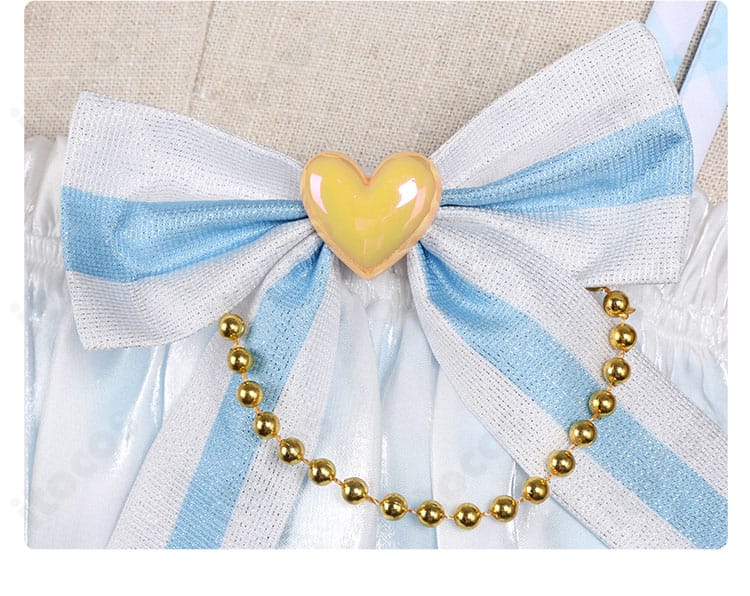 桃井愛莉 コスプレ衣装 背部の大きな蝶結びディテール