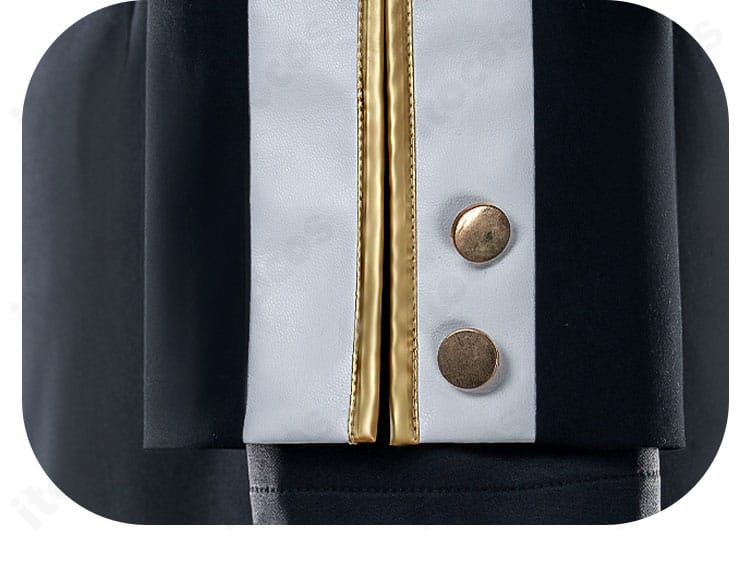 袖口ディテールのアップ。カフスの意匠と切り替えラインを忠実に再現