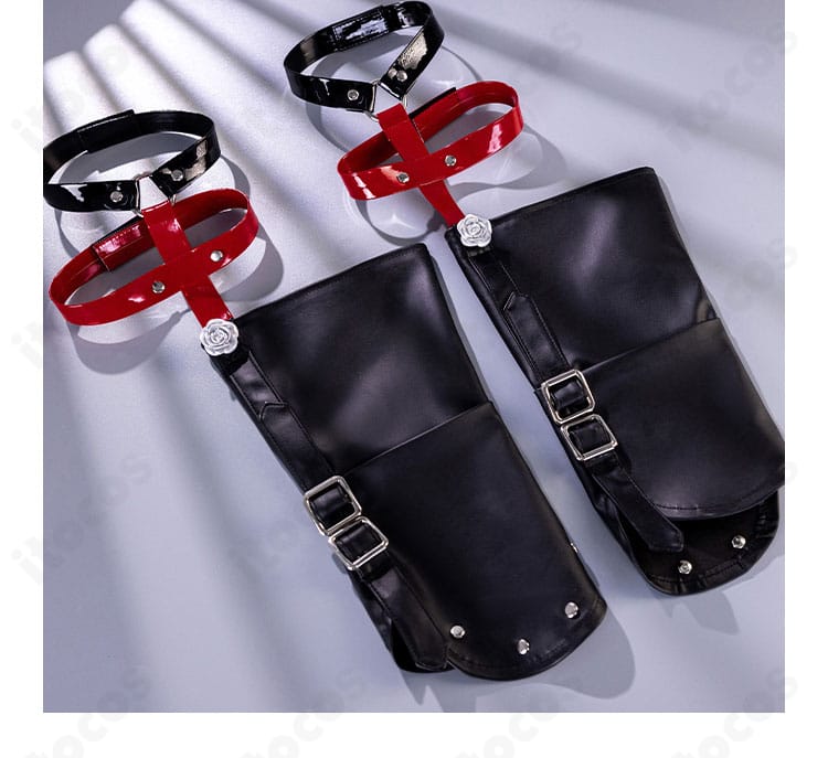 第五人格 医師 アンチモン衣装の足飾りディテール。コーデのアクセントになる小物の造形を強調