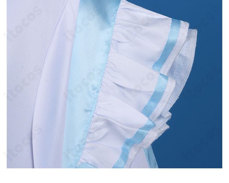 初音ミク ドンキフェア2025 コート肩飾り。エポレット風デザインと装飾ボタンの配置