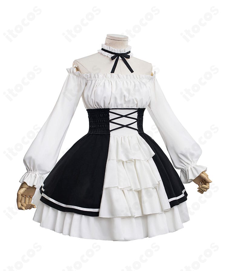 新世紀エヴァンゲリオン 惣流・アスカ・ラングレー ドレス衣装の背面全体画像。裾線と背中のラインまで忠実に再現。