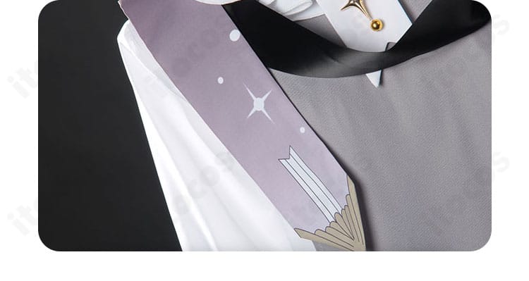 左肩の装飾ディテール。エポレット風の意匠が礼装らしい存在感を与えるカット。