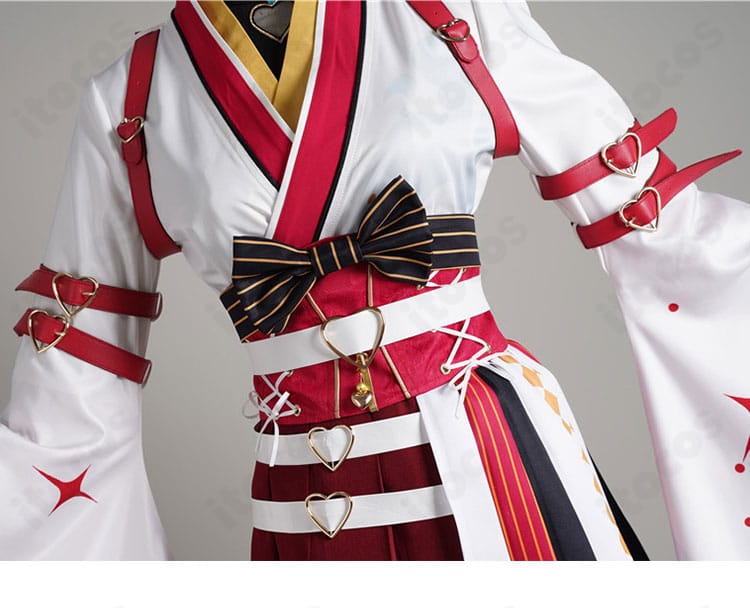 腰リボン装飾のアップ。ボリューム感と結び目の造形で華やかさを演出する宝鐘マリン新衣装コスプレ