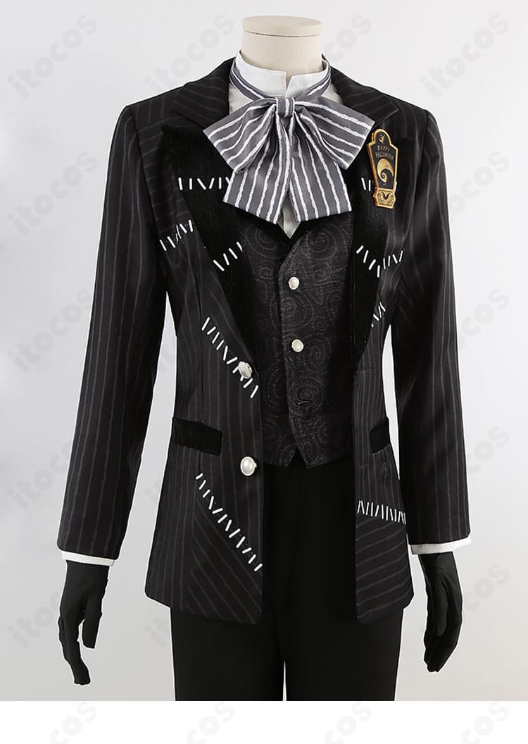 ツイステッドワンダーランド トレイ・クローバー 外套フロント部分の装飾とカッティング再現