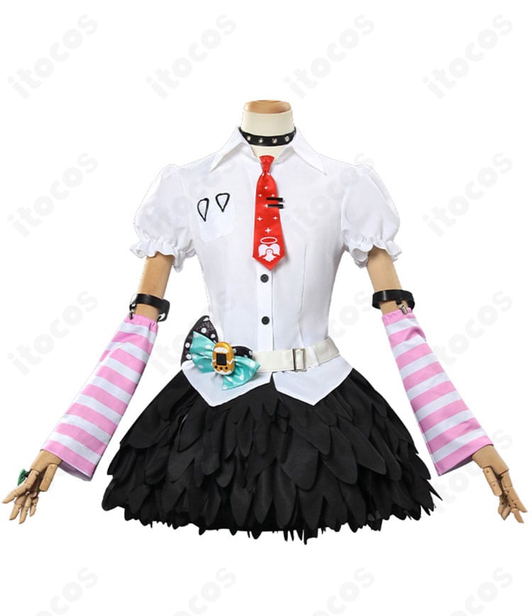 千夏ラミエル コスプレ衣装の正面アップ。ネクタイ・胸元パーツ・縫製ラインなど高品質生地と仕立てを確認できる画像