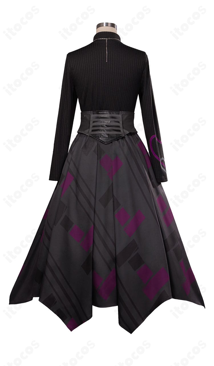 朝比奈まふゆ コスプレ衣装の背面ディテール。背面ファスナーとスカートの落ち感、後ろ姿のラインを強調