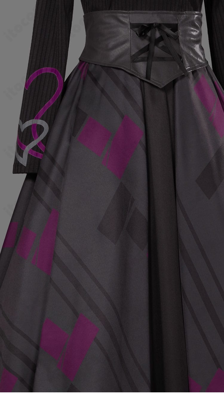 朝比奈まふゆ コスプレ衣装のスカート装飾ディテール。フレアの広がりと装飾パーツの配置を近接で紹介