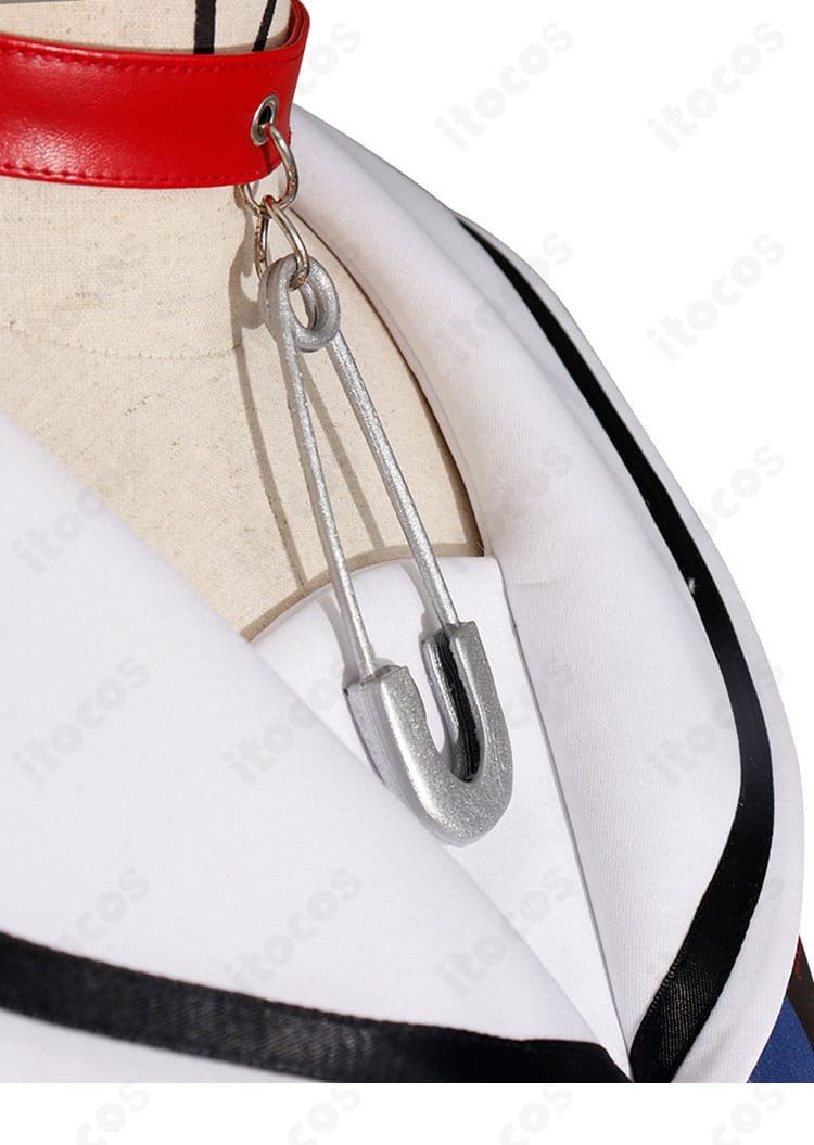 飴宮怠美 普段着コスプレ衣装のチョーカー（首飾り）ディテール。留め具と質感のアップ