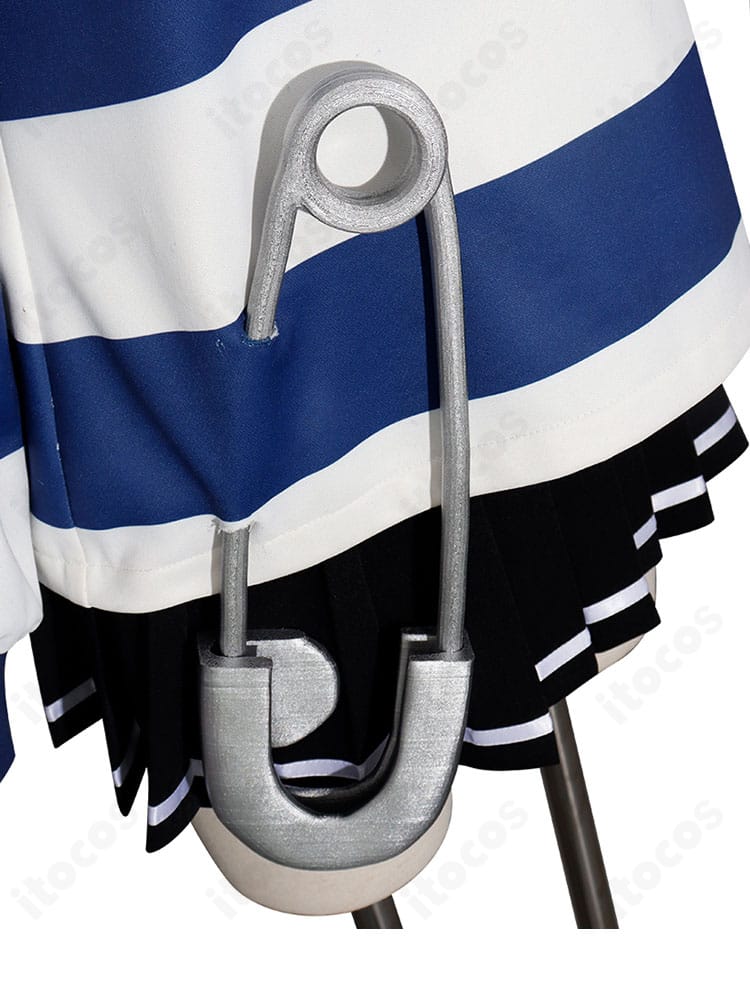 飴宮怠美 普段着コスプレ衣装の腰部ピン装飾ディテール。付属の安全ピン道具の仕上げ