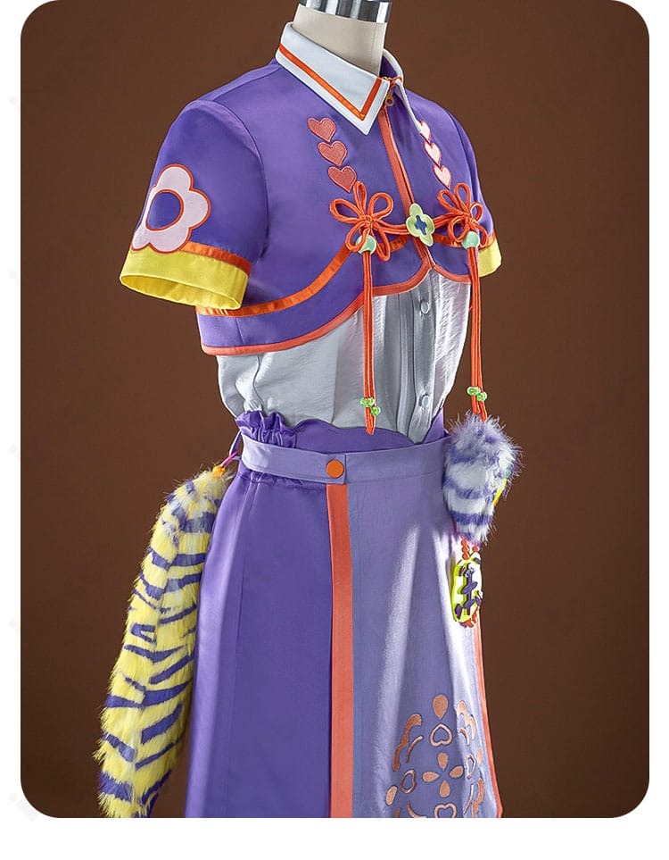 全能ACE コスプレ衣装 袖口の装飾ディテール。イベントで映える意匠