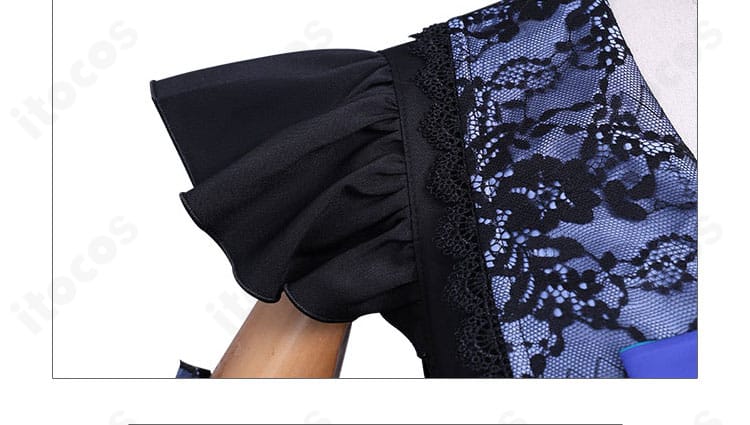 鹿野苺コスプレ 肩・袖デザイン｜立体装飾で存在感を強調した仕上げ