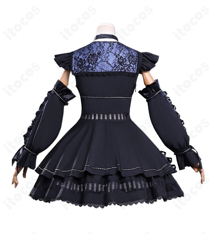 鹿野苺コスプレ 背面全体｜マントと装飾の流れを丁寧に再現