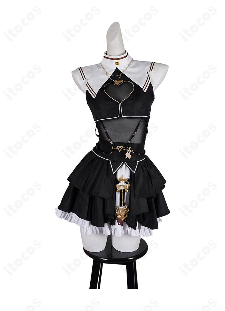 宝鐘マリン 新衣装コスプレの正面装飾ディテール。胸元・襟まわりのモチーフと質感を高精度に再現