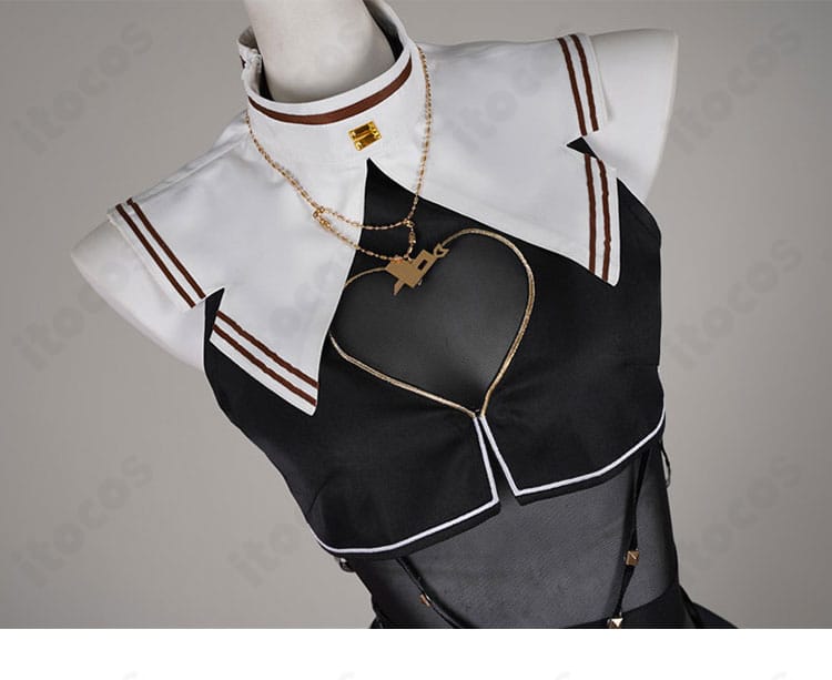 宝鐘マリン 新衣装コスプレの襟部分ディテール。丁寧な縫製とエッジの仕上げが際立つカット