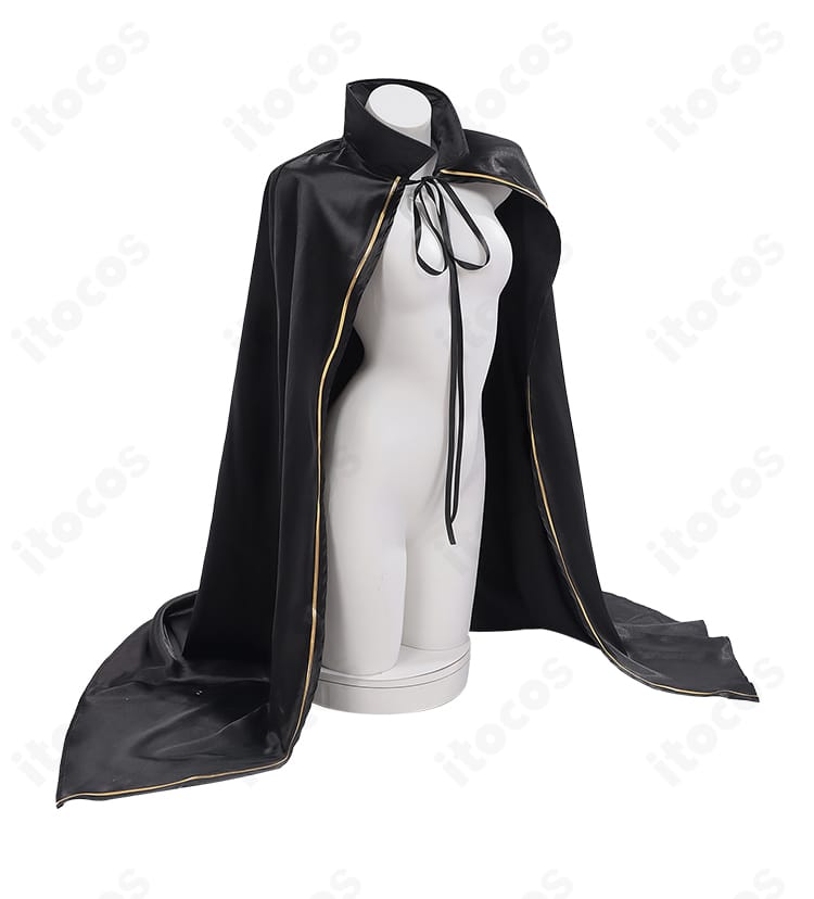 シニックス コスプレ衣装の黒色マント細部。エッジの装飾と質感、撮影で映えるドレープ表現