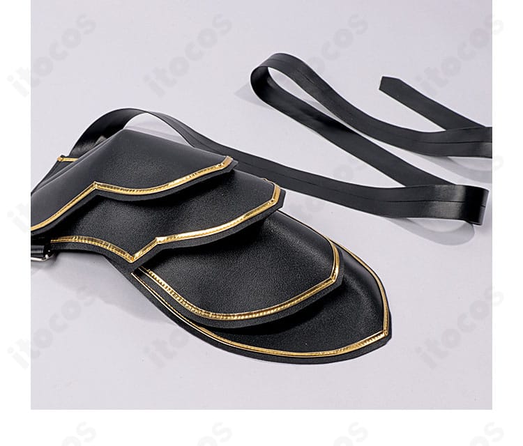 無期迷途 シニックスの肩鎧装飾ディテール。ショルダーガードの造形と縫製の見え方