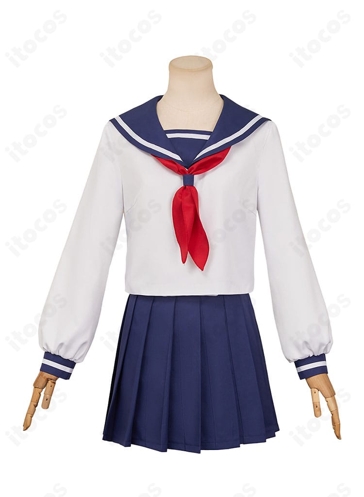 志村妙・神楽 学園制服コスプレの全身背面カット（スカートのライン確認）