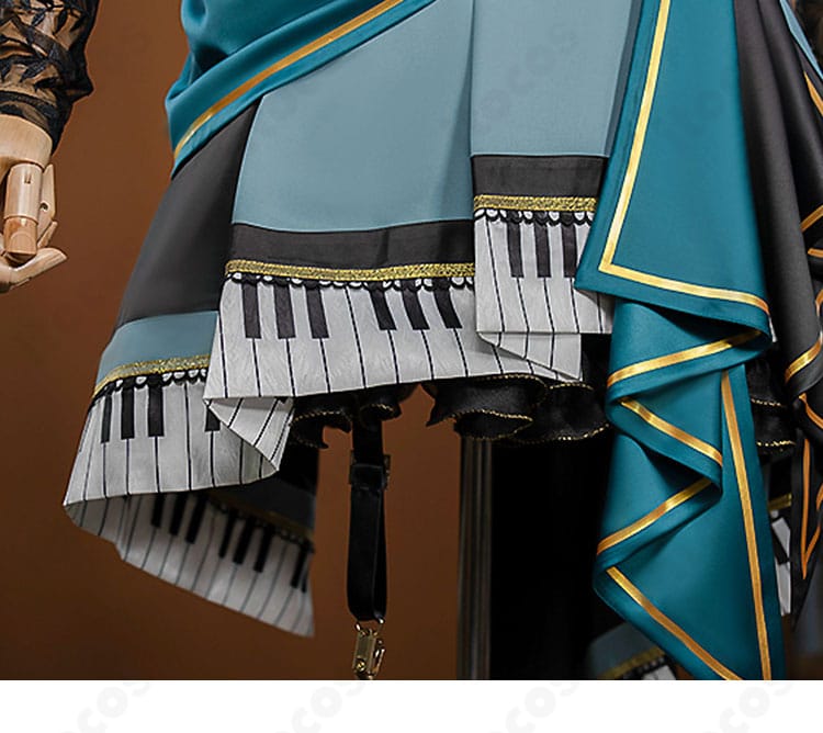 プロセカ 日野森雫 コスプレ衣装 スカート裾の細部。丁寧な縫製で端処理も綺麗