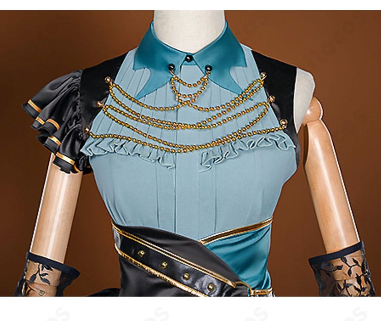 プロセカ 日野森雫 コスプレ衣装の胸元飾りディテール。華やかな装飾デザイン